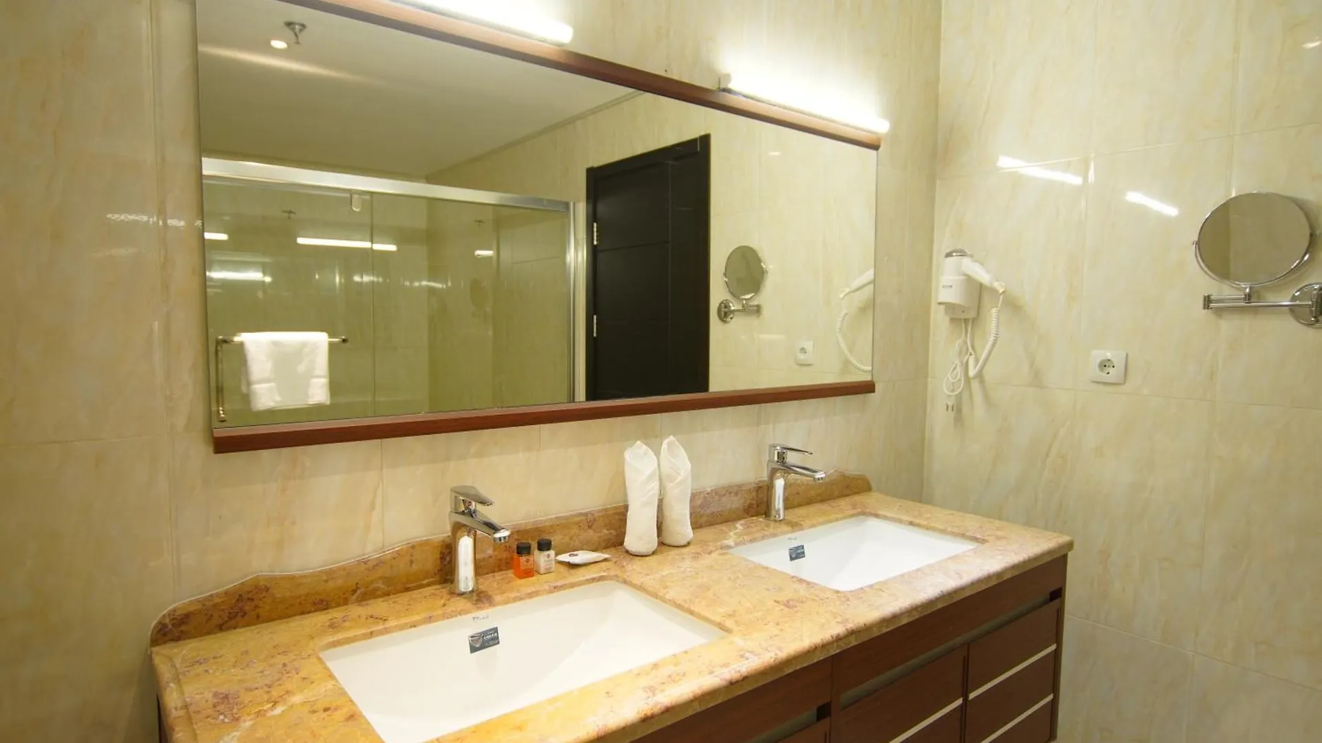 Best Western Premier Dynasty Addis Abeba Hotel