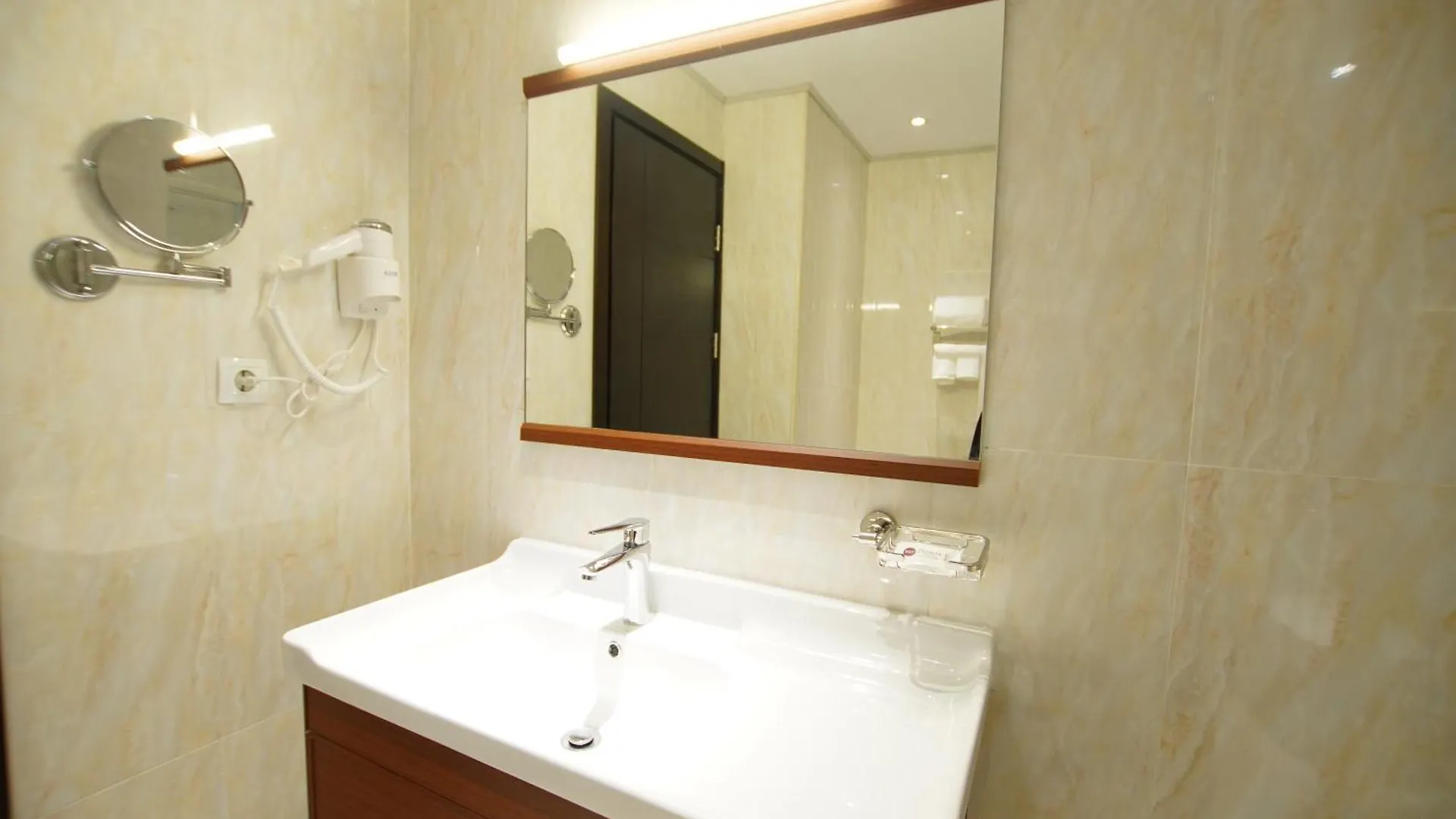 Best Western Premier Dynasty Addis Abeba